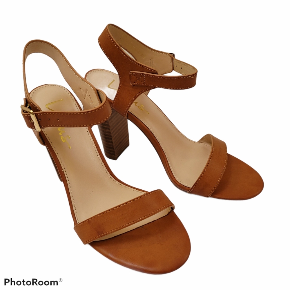 Lulu's cognac strappy sandals block heel sz7.5